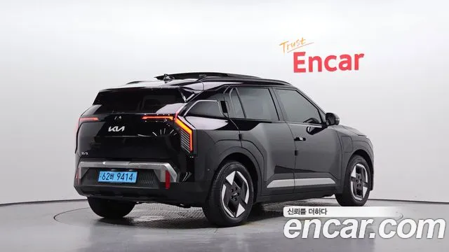 Kia EV3 — Фото автомобиля 2