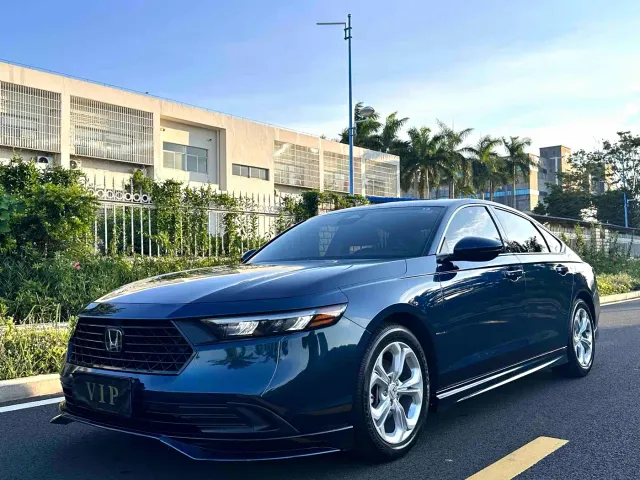 Honda Accord — Фото автомобиля 2