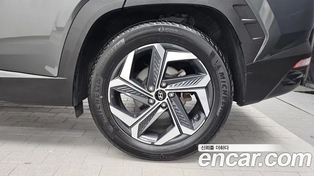 Hyundai Tucson Бензин 1.6 турбо 2WD — Фото автомобиля 6