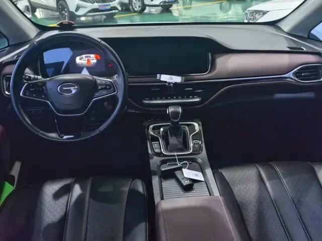 GAC Trumpchi M6 — Фото автомобиля 12