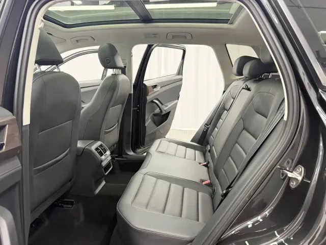 Volkswagen Tharu — Фото автомобиля 10