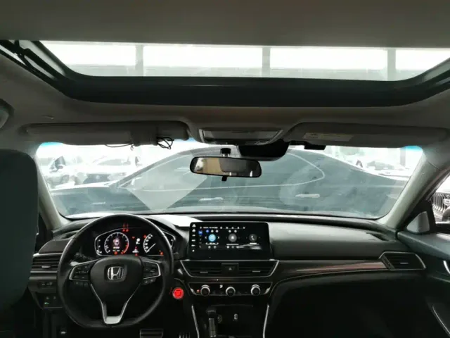 Honda Accord — Фото автомобиля 13