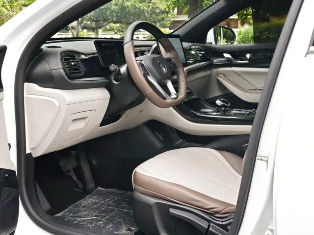 BYD Qin PLUS — Фото автомобиля 4
