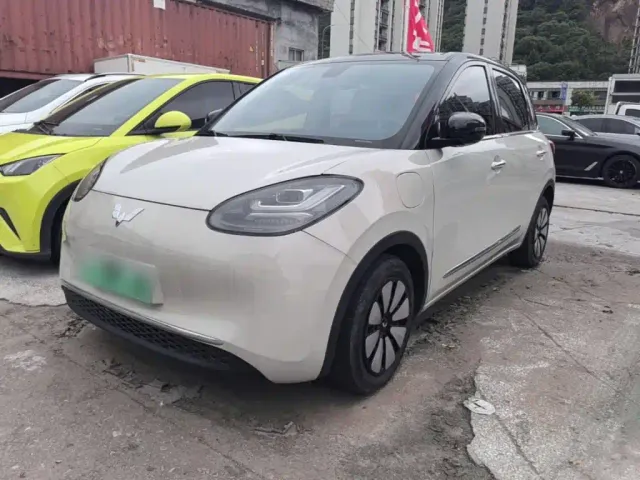 Фотография автомобиля — Wuling Bingo