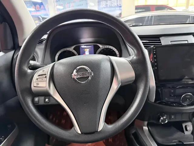 Nissan Terra — Фото автомобиля 13
