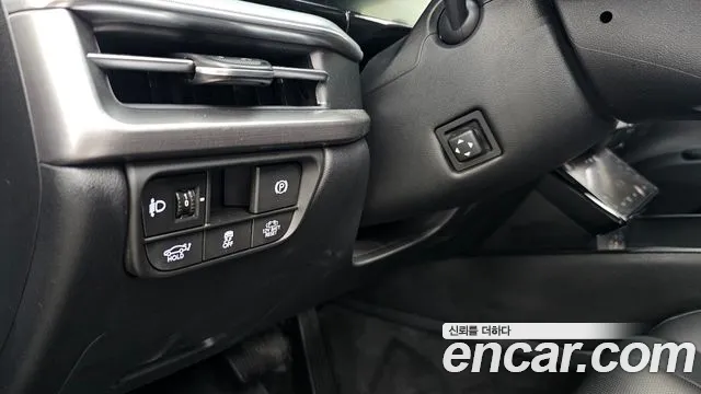 Hyundai Grandeur GN7 — Фото автомобиля 28