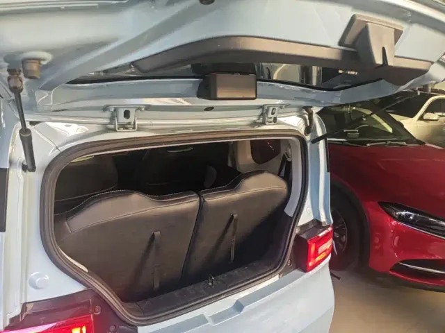 Wuling Hongguang Mini EV — Фото автомобиля 18