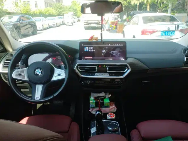 BMW X3 — Фото автомобиля 12
