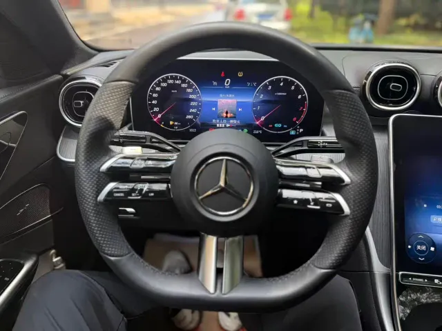 Mercedes-Benz C-Class — Фото автомобиля 9