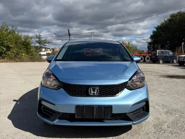 Honda Fit — Фото автомобиля 2