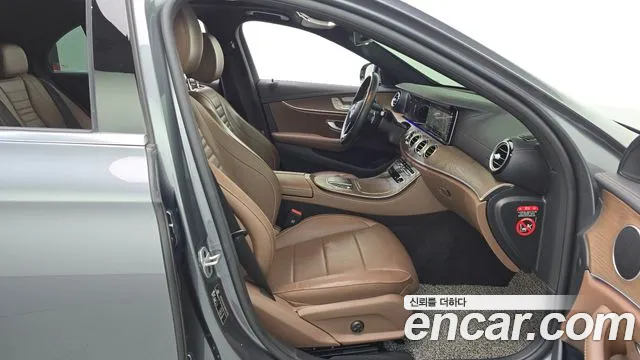 Mercedes-Benz E-Class W213 — Фото автомобиля 16