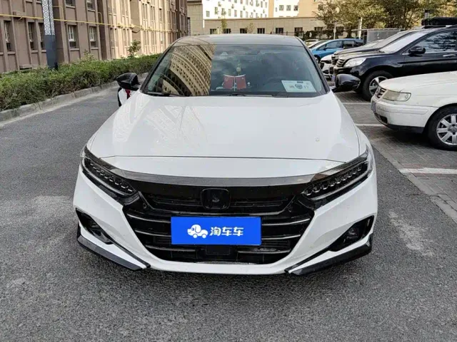 Honda Accord — Фото автомобиля 2