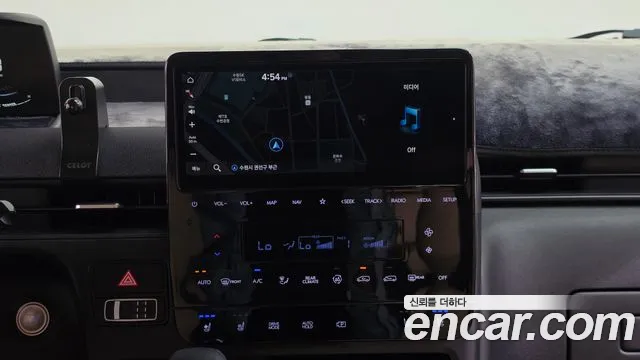 Hyundai Staria Staria 4WD Tourer 9 мест — Фото автомобиля 2