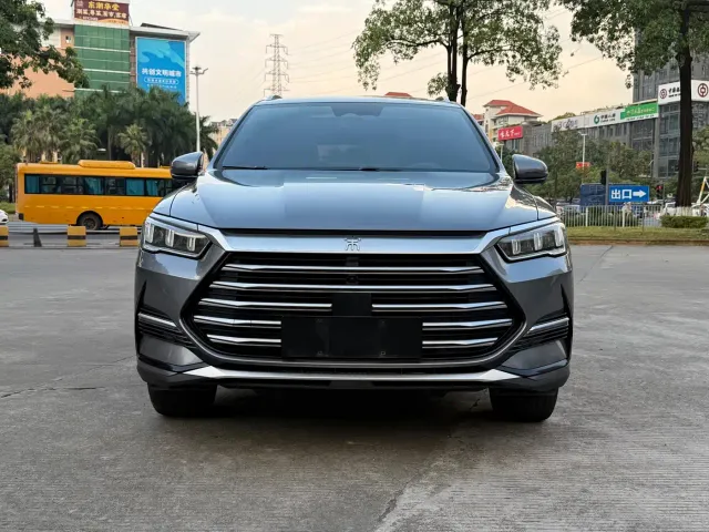 BYD Song Pro — Фото автомобиля 2