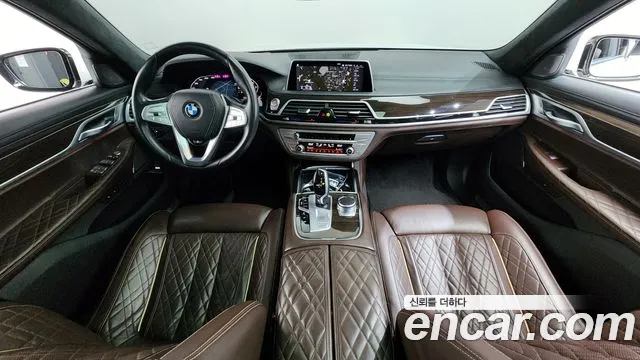 BMW 7 Series — Фото автомобиля 7
