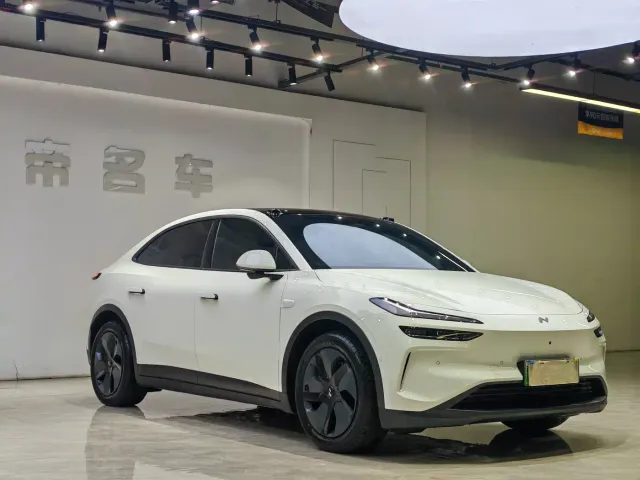 Onvo L60 — Фото автомобиля 3