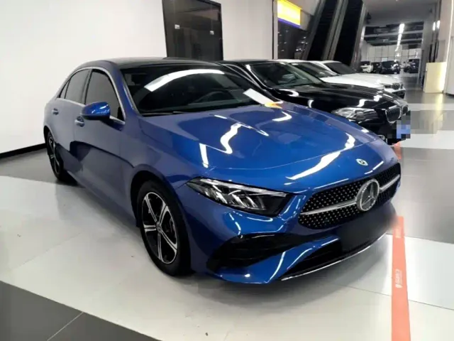 Mercedes-Benz A-Class — Фото автомобиля 3