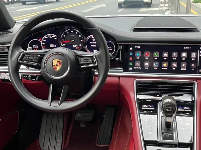 Porsche Panamera — Фото автомобиля 14