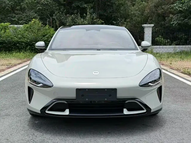 Xiaomi SU7 — Фото автомобиля 2