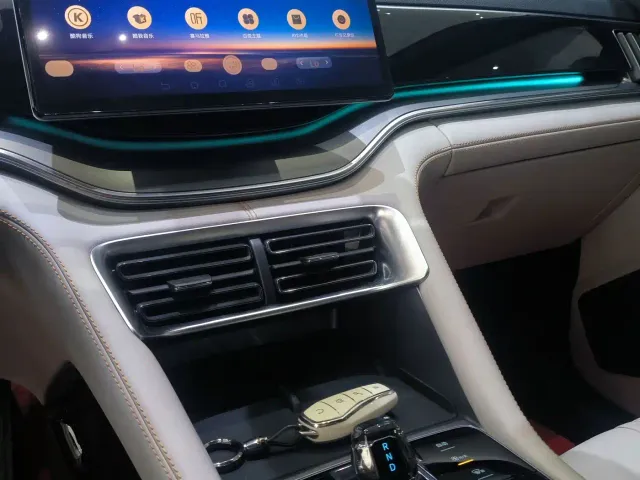 BYD Song PLUS — Фото автомобиля 6