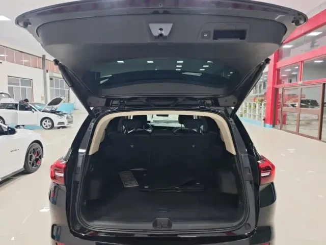 Buick Envision Plus — Фото автомобиля 18
