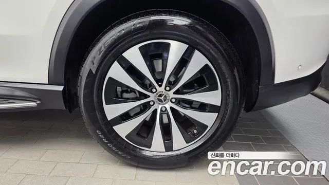 Mercedes-Benz GLE-Class — Фото автомобиля 6