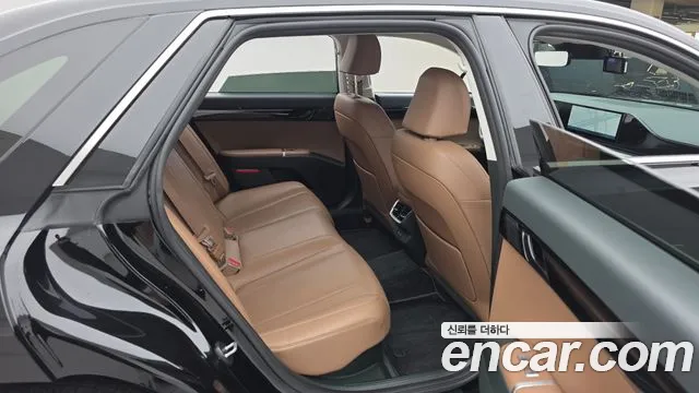 Hyundai Grandeur GN7 — Фото автомобиля 12