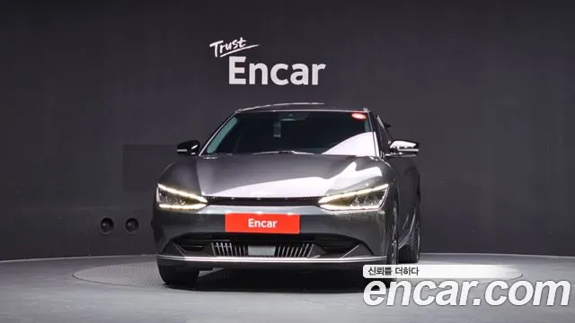 Kia EV6 — Фото автомобиля 3
