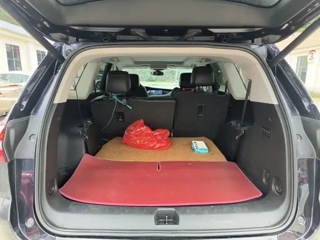 Buick Enclave — Фото автомобиля 18