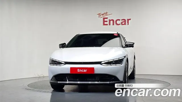Kia EV6 — Фото автомобиля 3