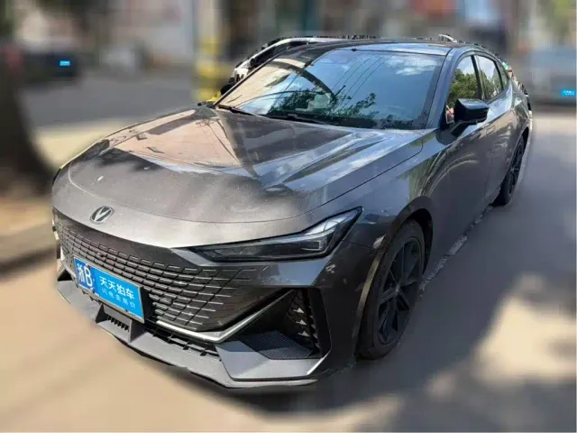 Фотография автомобиля — Changan UNI-V