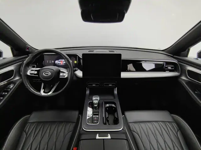 GAC Trumpchi GS8 — Фото автомобиля 5