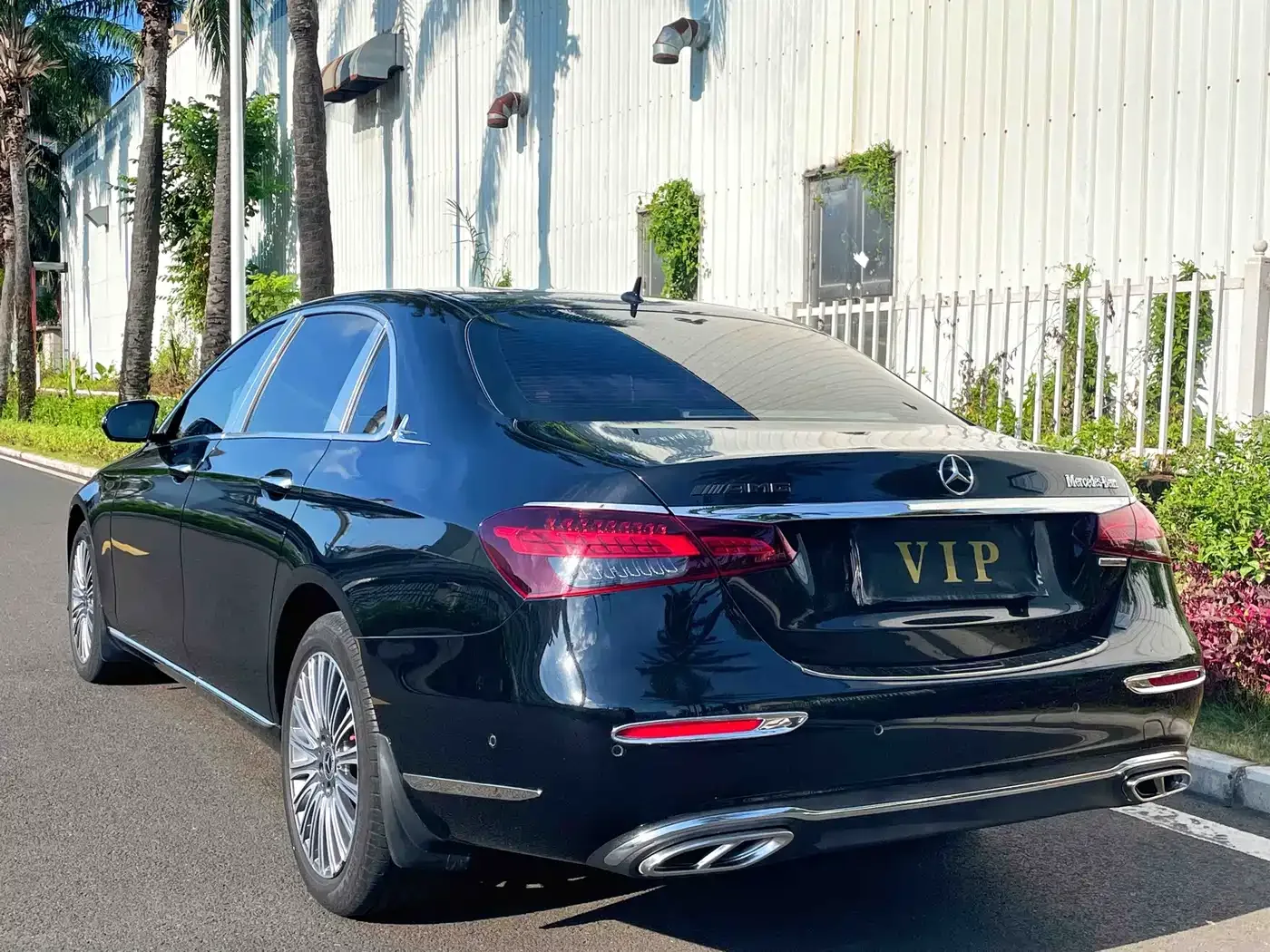 Mercedes-Benz Mercedes-Benz E-Class 2023 Facelift E 300 L Fashion — Фото автомобиля 9