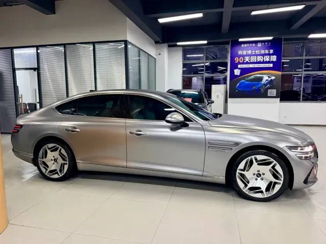 Genesis Pure Electric G80 — Фото автомобиля 3