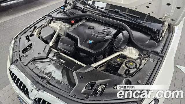 BMW 5 Series G30 — Фото автомобиля 6