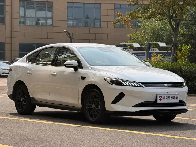 BYD Qin PLUS — Фото автомобиля 3