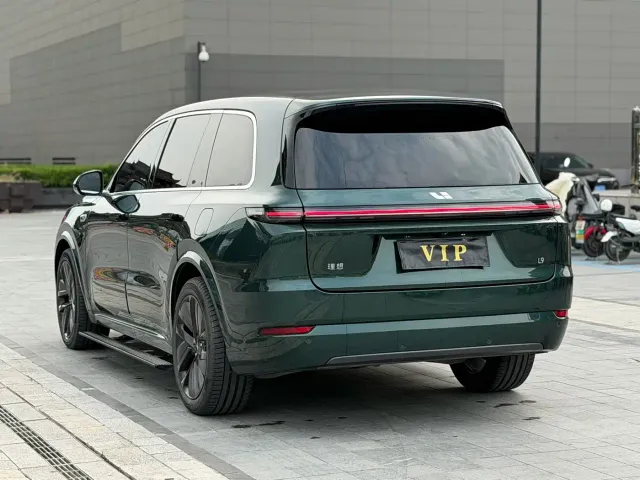 Li Auto Li Xiang L9 2022 Max — Фото автомобиля 4