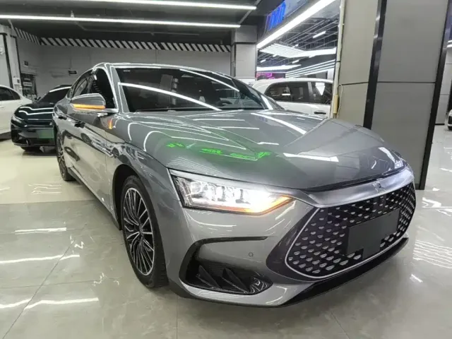 BYD Han — Фото автомобиля 21