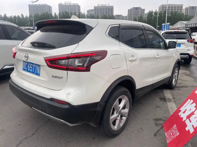 Nissan Qashqai — Фото автомобиля 5
