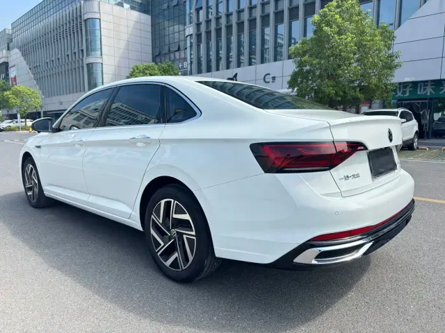 Volkswagen Sagitar — Фото автомобиля 20