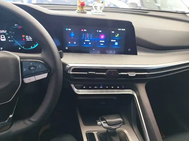 Changan CS35 Plus — Фото автомобиля 12