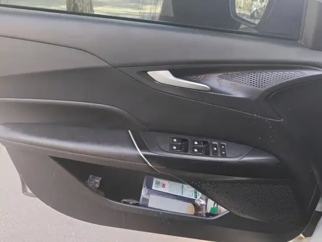 Changan Qiyuan A05 — Фото автомобиля 7