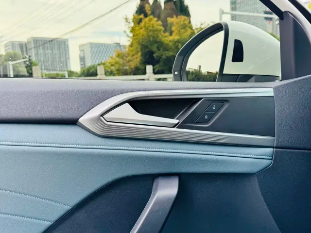 Volkswagen Tharu — Фото автомобиля 15