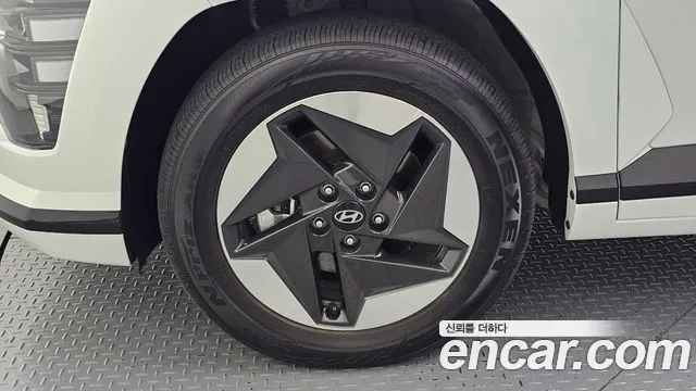 Hyundai Kona SX2 — Фото автомобиля 5