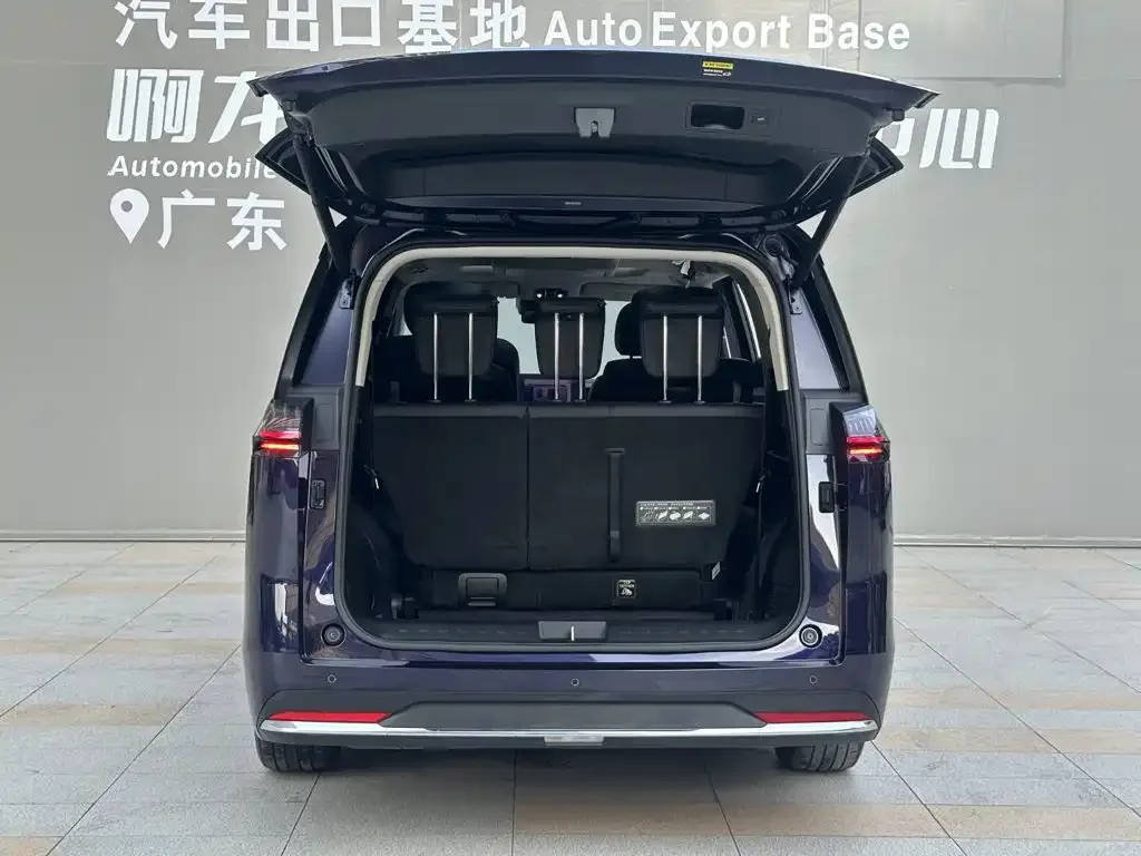 GAC Trumpchi Trumpchi E8 NEV 2024 Model 150km MAX — Фото автомобиля 16