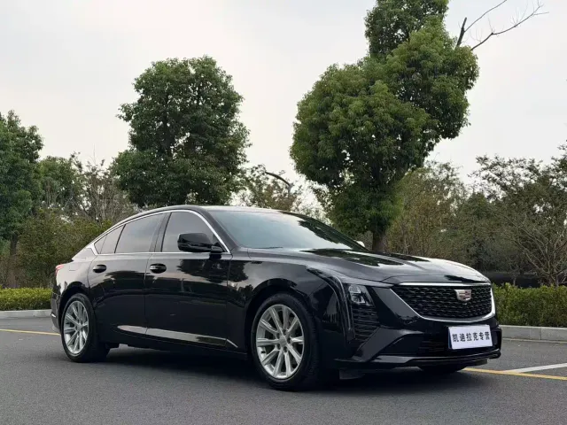 Cadillac CT5 — Фото автомобиля 3