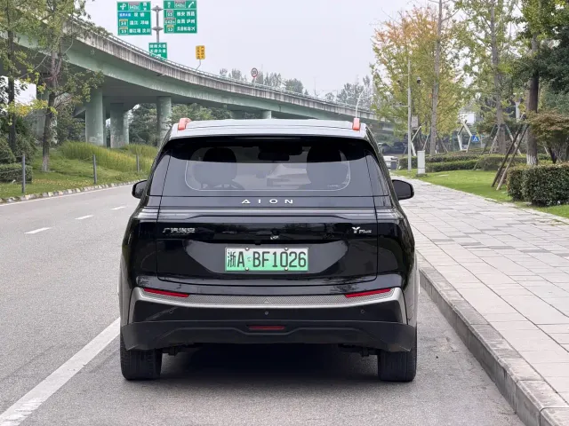 GAC Aion Y — Фото автомобиля 13