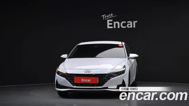 Hyundai AVANTE Avante (CN7) — Фото автомобиля 3