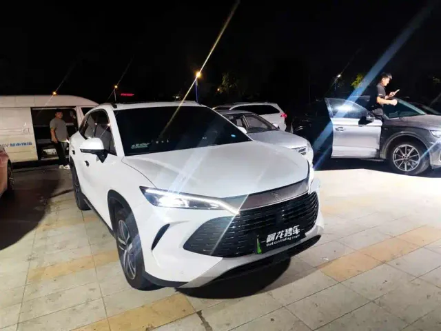 BYD Song L DM-i — Фото автомобиля 2