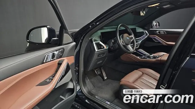 BMW X6 xDrive40i M Sport — Фото автомобиля 8